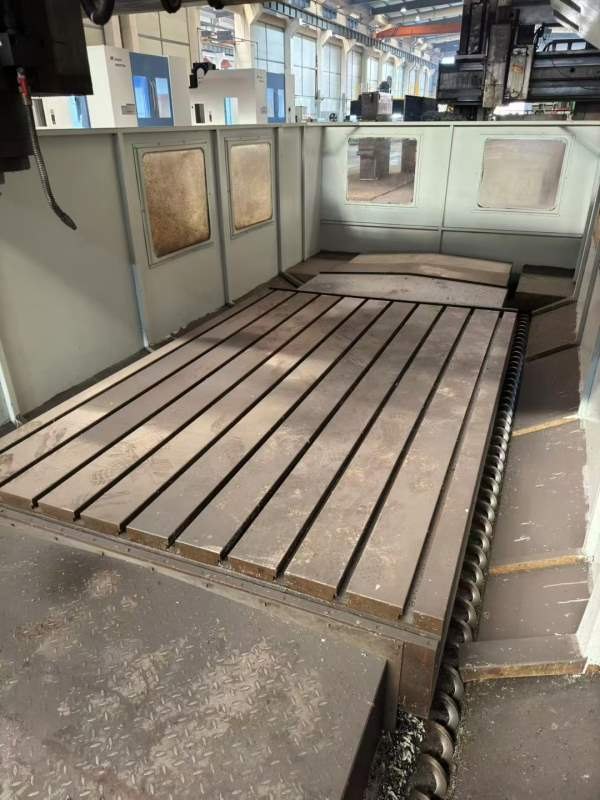 刚刚买下同款二台新瑞3米龙门，工作台2米3米，门宽2.8.