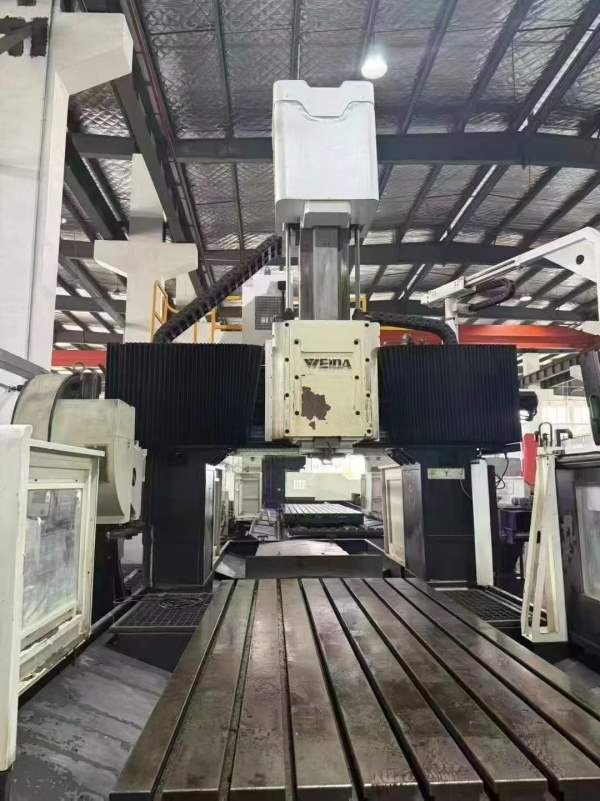 买下威达3020龙门加工中心，22年设备，发那科Plus系统.