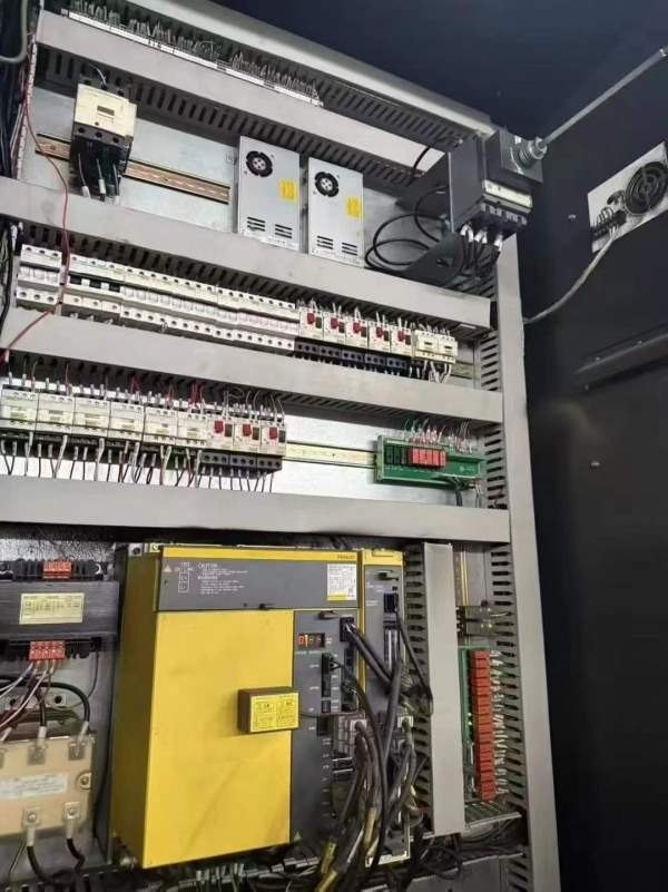 买下威达3020龙门加工中心，22年设备，发那科Plus系统.