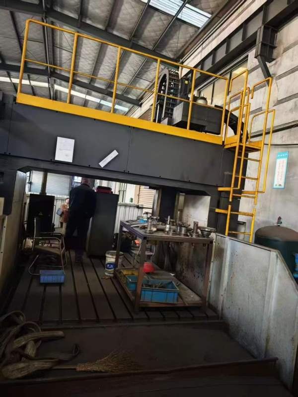 刚刚买下一台重型海天GLU2840数控龙门铣发那科MF系统.