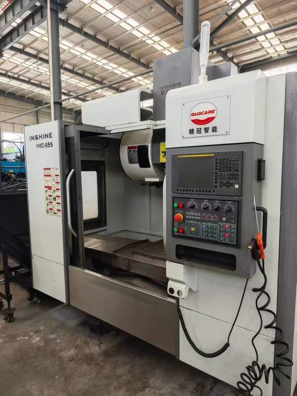 仓库现货，多台850加工中心，需要联系。