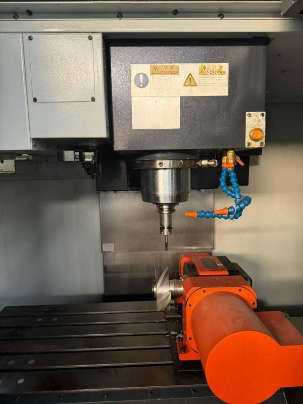 海天850，带转台发那科系统12000转