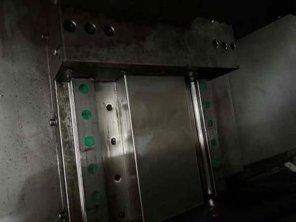 23年云南琥正加工长度1500数控斜车，线轨机，成色准新.