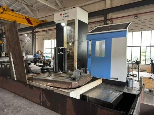 上海工厂刚刚买下纽威PM130H加重款 数控刨台镗床，5轴.