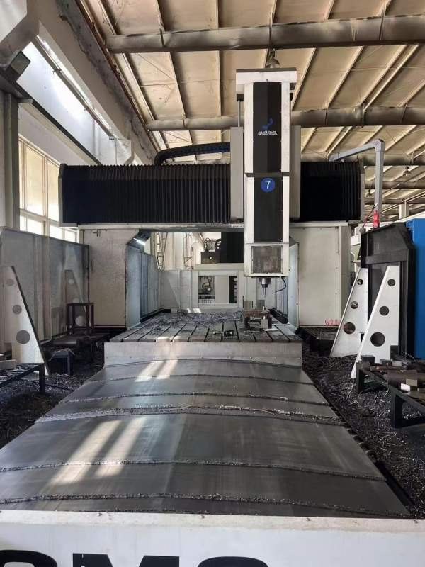 刚刚到货2022年南通乔威智能4028龙门加工中心，台面2..