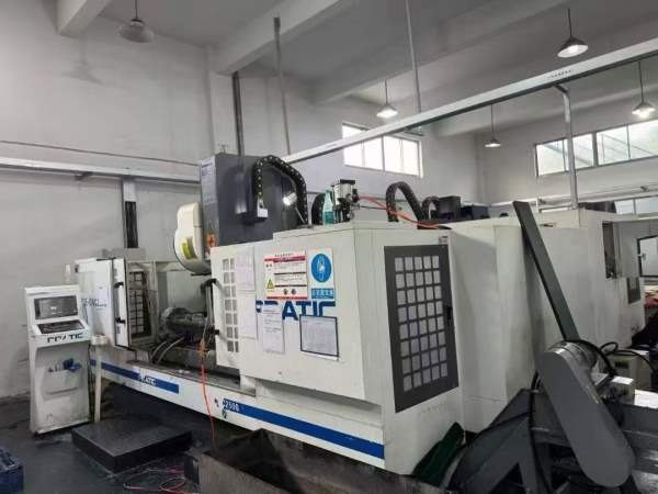 在位降价处理，还有后8台普拉迪2500材型加工中心，法.