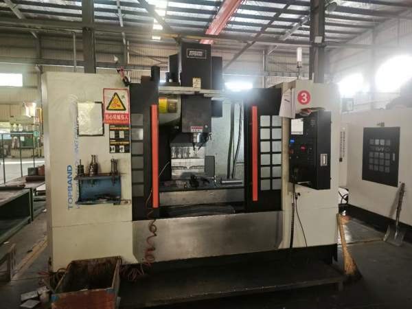 在位出售台湾拓邦1160加工中心，三菱m80系统，主轴800.
