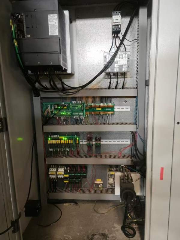 在位出售台湾拓邦1160加工中心，三菱m80系统，主轴800.