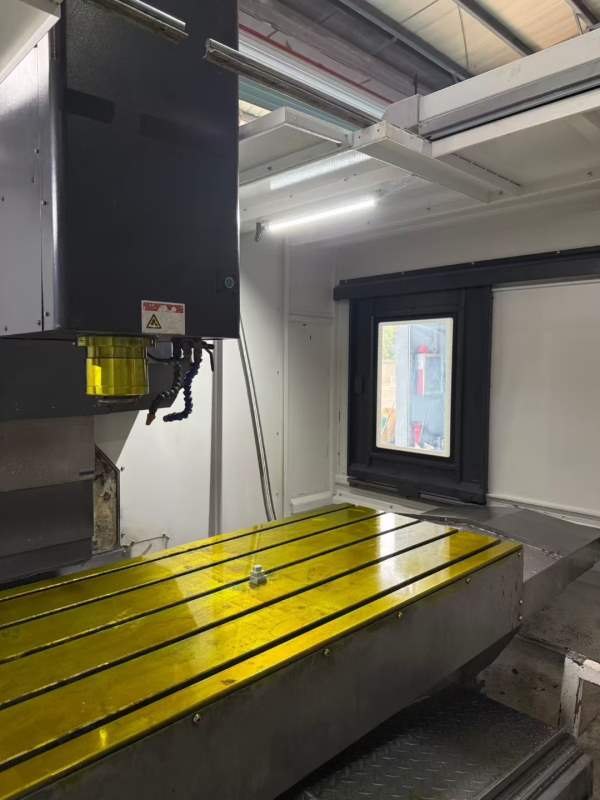 艾格玛1270数控铣床发那科MF-PIUS系统，BT50主轴6000.