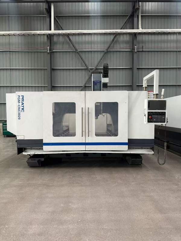 同款四台普拉迪龙门3020型材机法兰克plus系统、接电干.