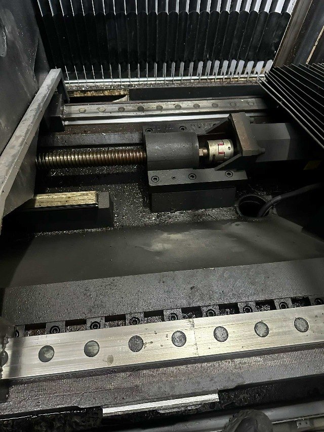 沈阳800双工位卧加，正T床身，2018年出厂，法纳克MF系.