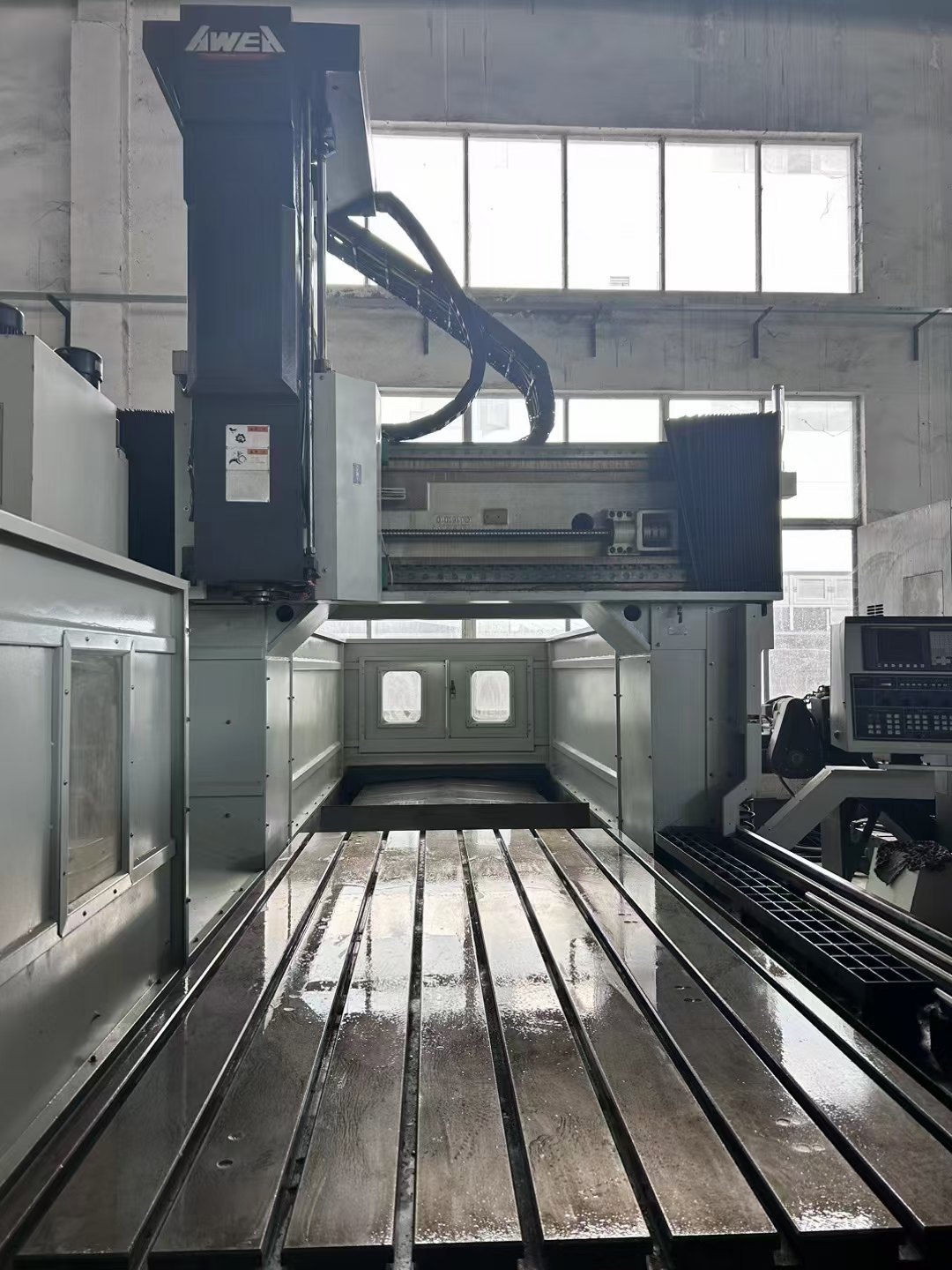 台湾亚威NVP-3015龙门加工中心，发那科MF系统、（1包.