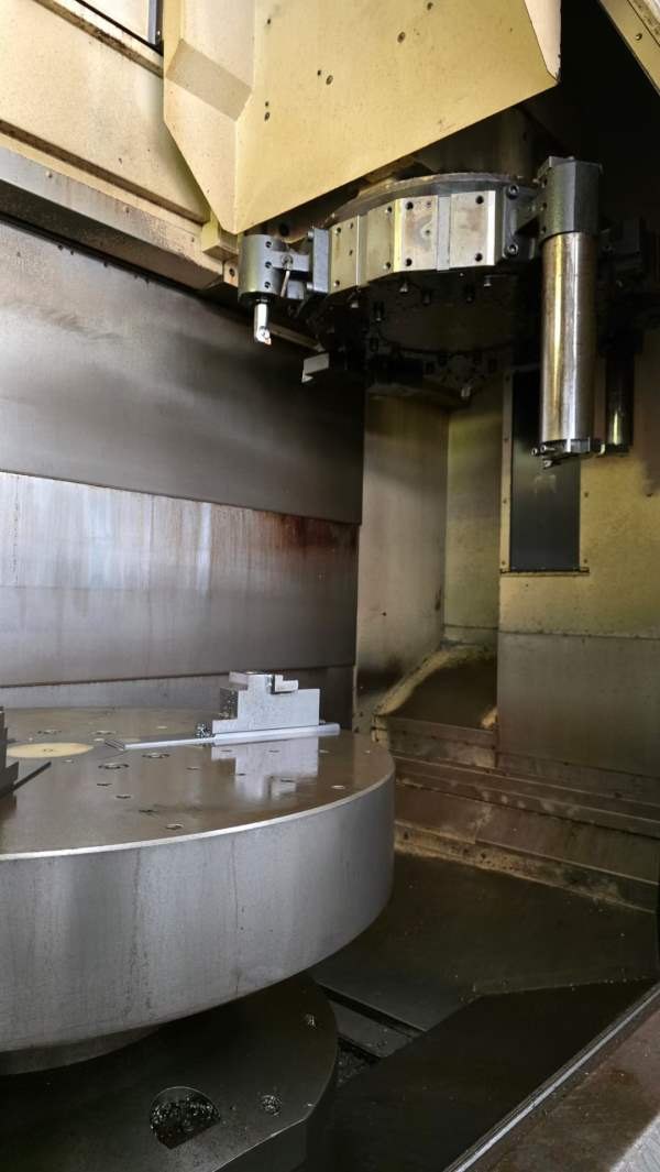 日本大隈V100R车铣复合，加工直径1000，回转直径1200.