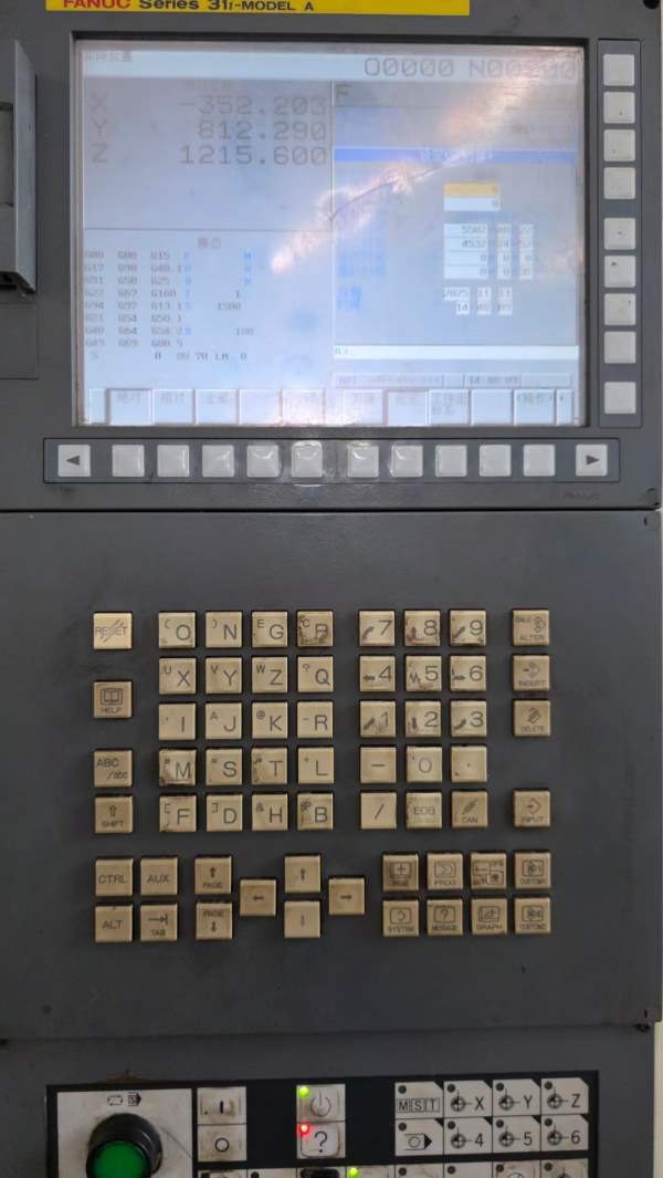 新泻800卧加，日本原装进口，双工位，双伺服刀库62把.