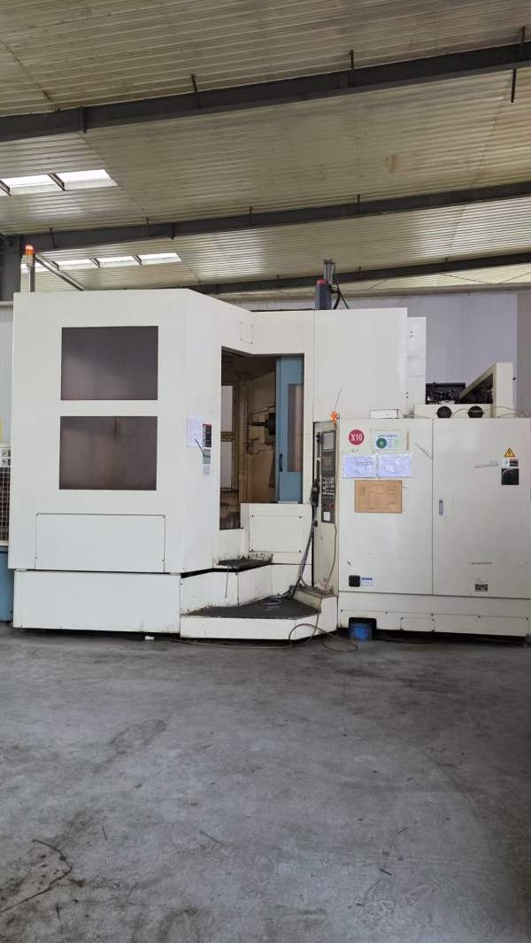 新泻800卧加，日本原装进口，双工位，双伺服刀库62把.