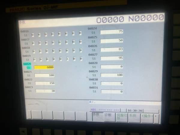 工期快到了台湾高明龙门机型：KCM-2000SV-P三硬轨法兰.
