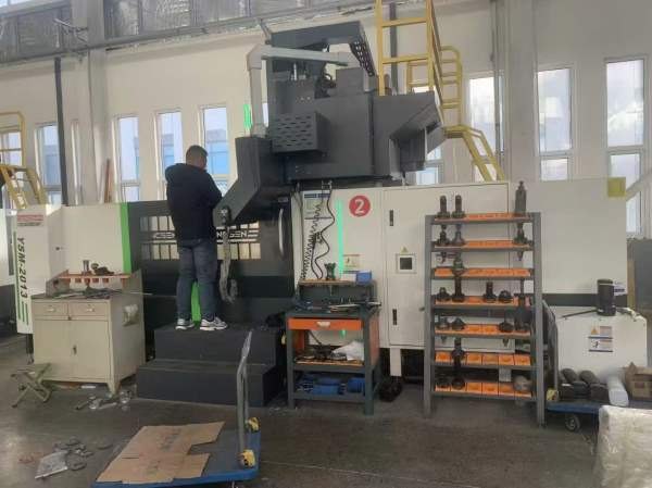 天津工厂拿下2台9成新扬森2013龙门加工中心、全部2022.