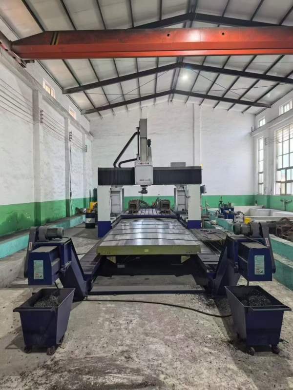 刚刚买下99新中捷龙门GMC2580RV工作台2.5米8米 门宽3..