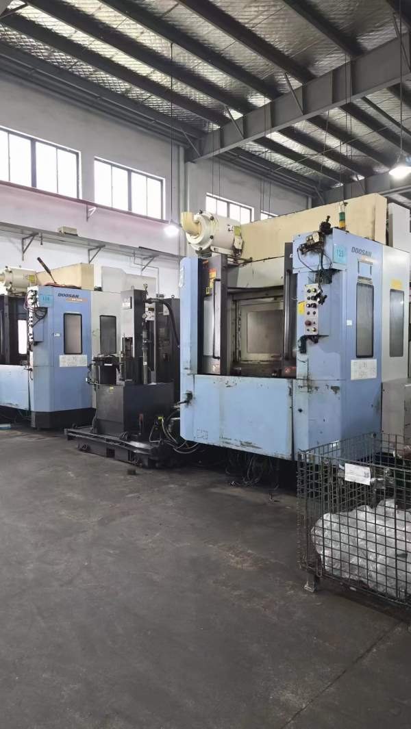 同款5台韩国原装斗山HM500双工位卧加，FANUC31i系统，.