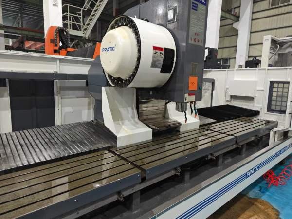 2023年普拉迪PDC4500型材加工中心，全铸件床身，法兰.