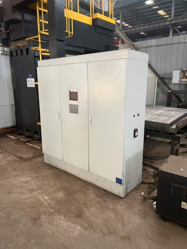 宁波海天2330数控龙门，工作台2000/3000mm，门宽2300.