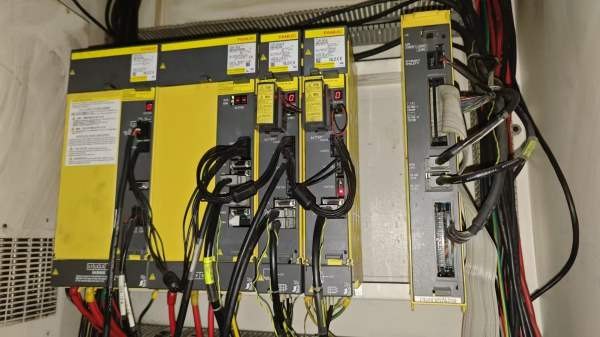 刚刚到货宝昌1580数控加工中心一台，18年，发那科MF系.