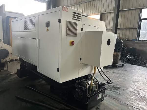 2020年东部大森C6150Q。液压卡盘，加装刀架分水器，加.