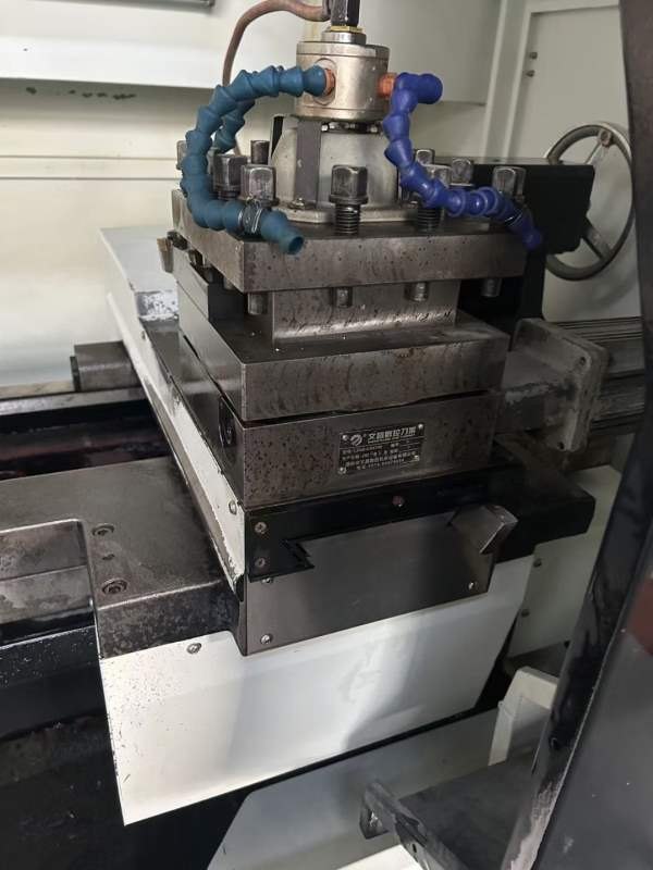 2020年东部大森C6150Q。液压卡盘，加装刀架分水器，加.