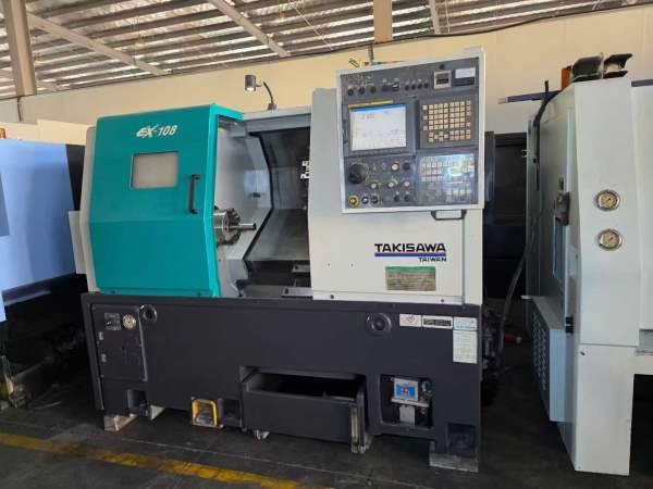 台湾原装泷泽108数控车床，8寸卡盘，12工位刀塔。