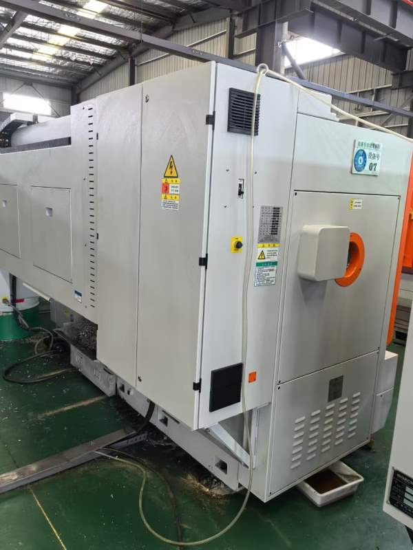 宝鸡HK80B/1米数控车床，款的6180，整体床身，2023年7.