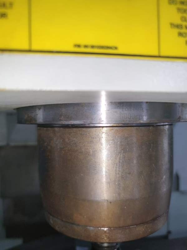 哈挺1000加工中心，三线轨BT40主轴8000转，阿尔法驱动.