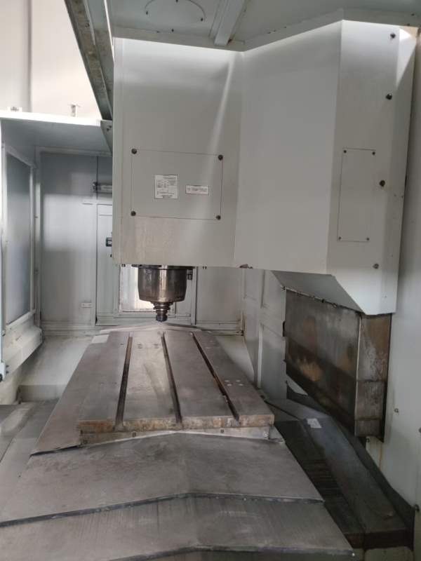 哈挺1000加工中心，三线轨BT40主轴8000转，阿尔法驱动.