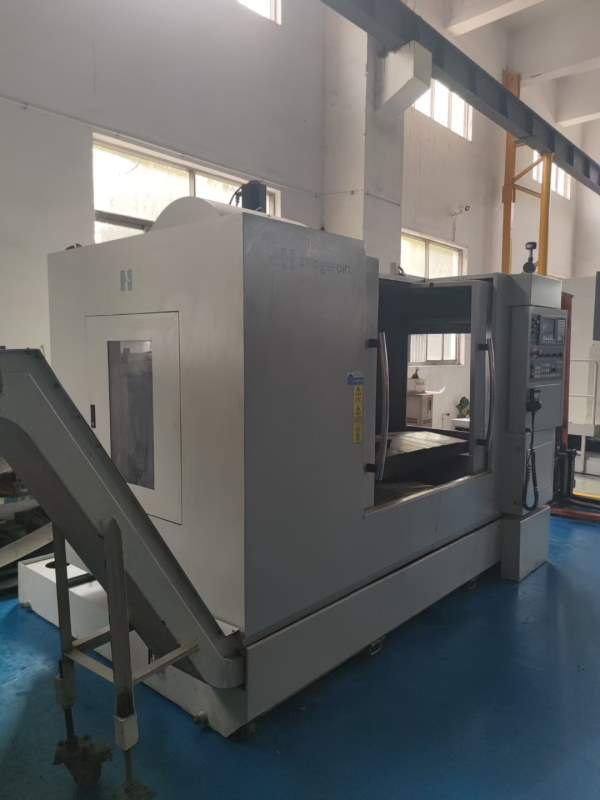 哈挺1000加工中心，三线轨BT40主轴8000转，阿尔法驱动.