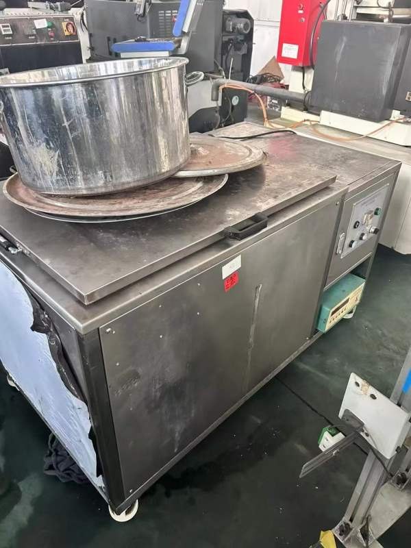 批发处理单槽抛动式超声波清洗机一台