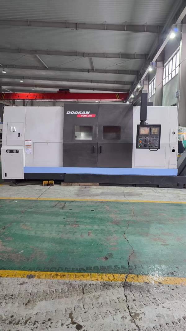 斗山PUMA700数控车床24寸三爪液压卡盘加工直径900加工.