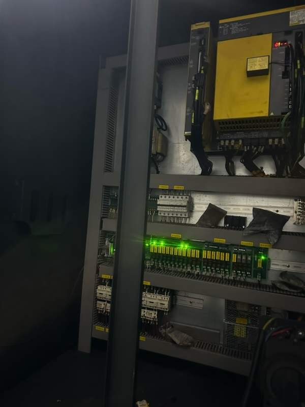 2022年华集1580加工中心，发那科mfplus系统，两线一硬.