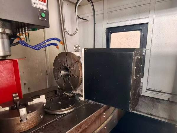 2023年1370，两线一硬，50主轴，带整套320四轴，工厂.