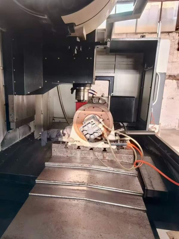 2023年1370，两线一硬，50主轴，带整套320四轴，工厂.