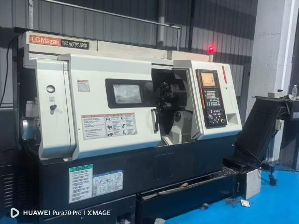 马扎克200M  车铣  刀座铣头已配好  拉回去直接干活  .