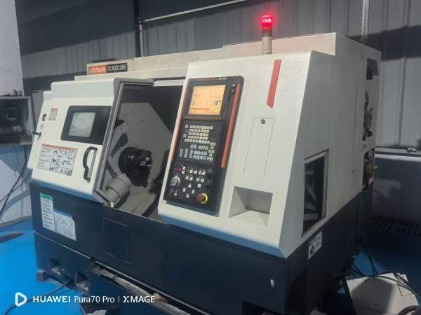 马扎克200M  车铣  刀座铣头已配好  拉回去直接干活  .