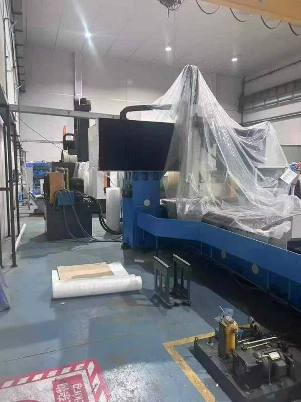 在位出售9成新杭州2512/9数控龙门平面磨床一台、新机8.