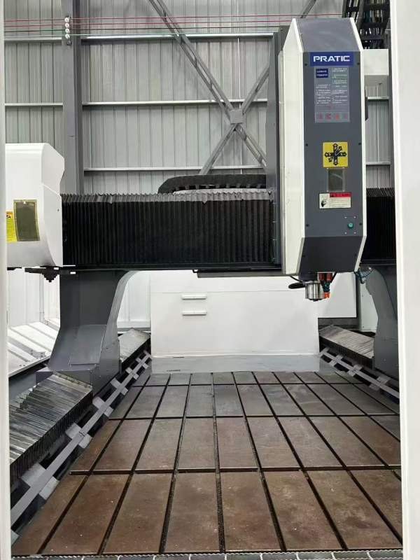 普拉迪PGM3020型材机行程3000/2000/800，主轴12000转2.