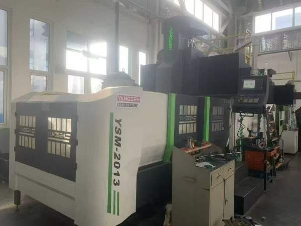 2台9成新扬森2013龙门加工中心、全部2022年的设备、带.