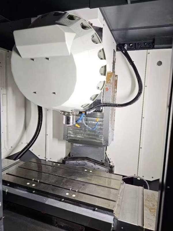 后一台基本全新德扬700钻功中心、工作台850/400行程70.