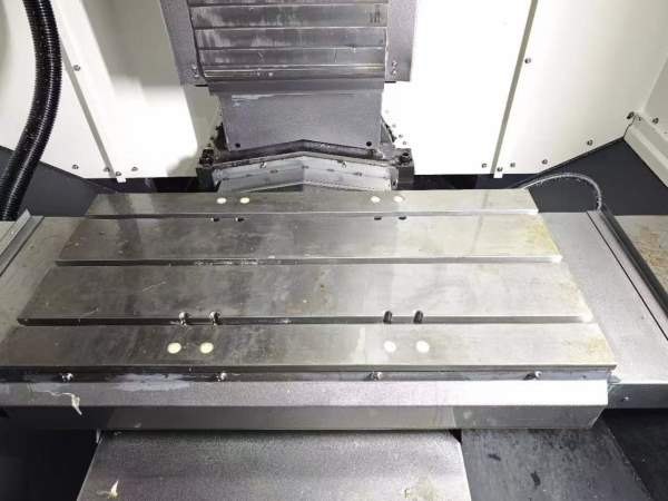 后一台基本全新德扬700钻功中心、工作台850/400行程70.