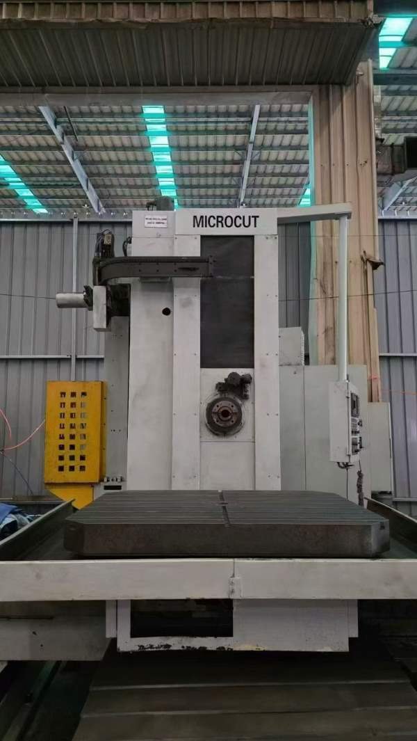 台湾达弗罗HBM-4T(110轴孔)数控镗铣110数控镗，发那科.