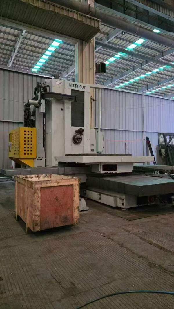 台湾达弗罗HBM-4T(110轴孔)数控镗铣110数控镗，发那科.