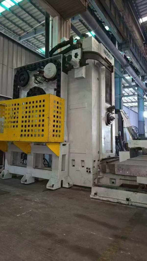 台湾达弗罗HBM-4T(110轴孔)数控镗铣110数控镗，发那科.