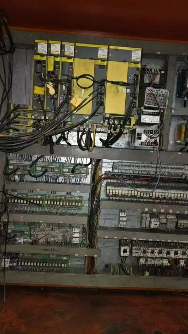 台湾达弗罗HBM-4T(110轴孔)数控镗铣110数控镗，发那科.