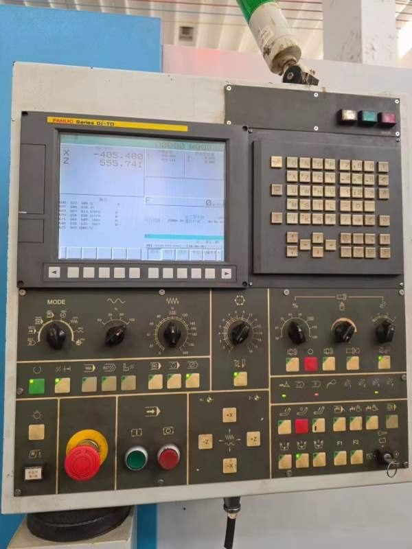 台湾原装立仲CNC-S50/3M重切削数控车床，24寸双液压卡.